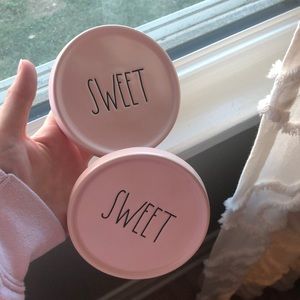 Rae dunn cupcake plates